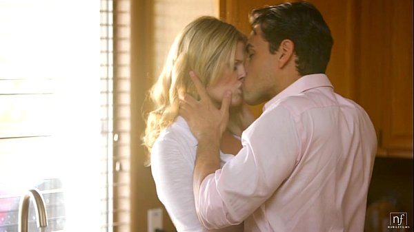 Play MP4 - Nubile Films - Sexy blonde banged just right