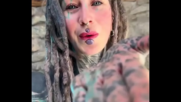 If you are a content creator with the similar follower size then me or if you have contact to a big xxx production or you 