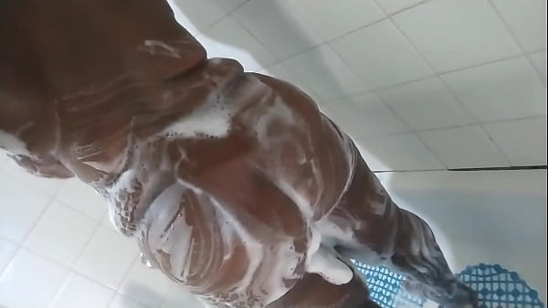 Thot In Texas - Curvy Mature Ebony Milf Pussy Taking A Long Shower thumbnail