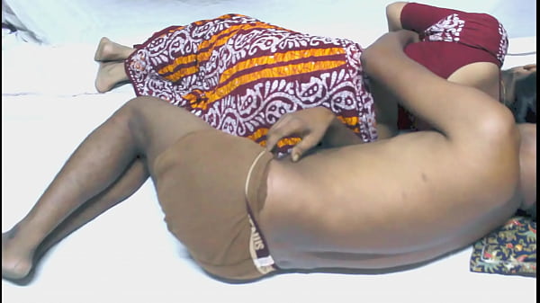 Indian Hot Beautiful Stepmother First Honeymoon Sex With Stepson&excl;&excl; Amazing Xxx Hardcore Sex With Audio