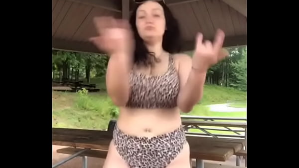 Big ass bouncing around 