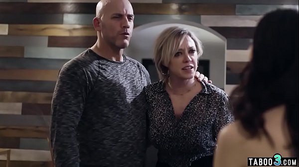 Bisexual MILF stepmom teaches stepdaughter to handle cock 