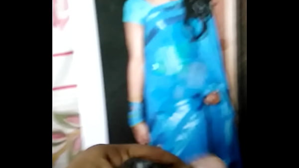 Play MP4 - Indian crossdresser got cum tribute