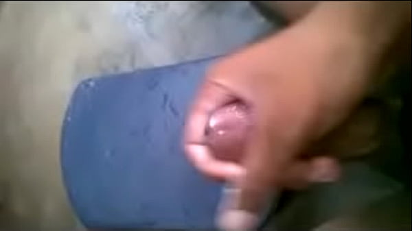 Desi boy masturbates and huge_cumshot