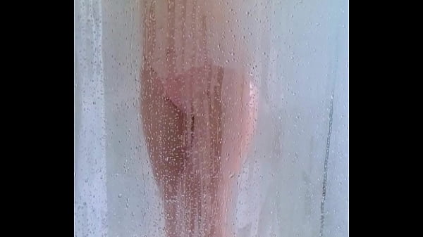 Play MP4 - Watch her butt and bounce her curves in this explicit shower&comma; 18  only video