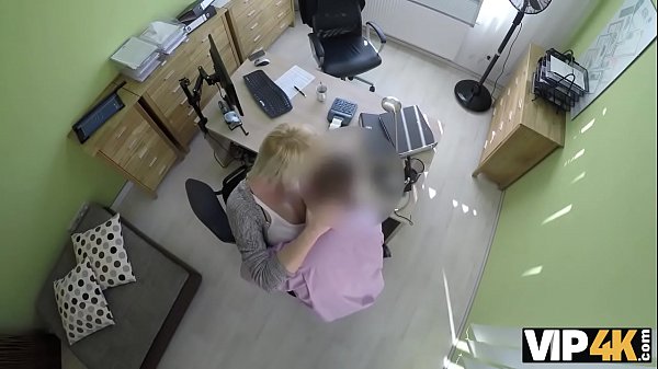 VIP4K. Das zarte Engelsgesicht wirdmit Hardcore-Action gegen Bargeld verwöhnt