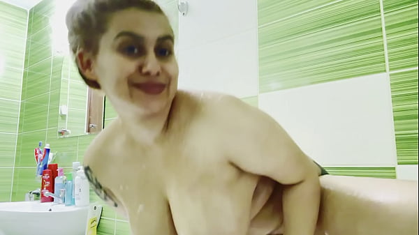 pussy lips and boobs 