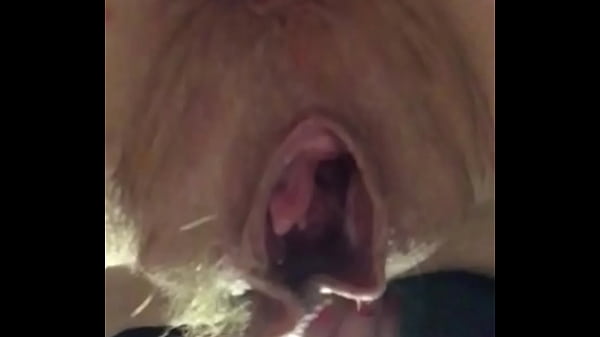Play MP4 - Unicorncervix extreme close up gape with speculum fuck&period; Wide and swollen extreme close up graphic point of view&period; Extreme