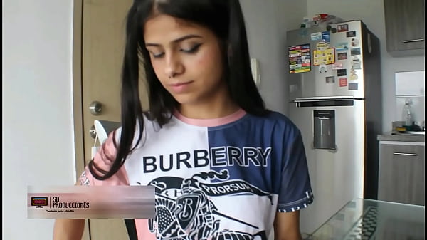 Chupada Y Follada Peligrosa De Mi Hermanastra A Escondida De Nuestros Padres thumbnail