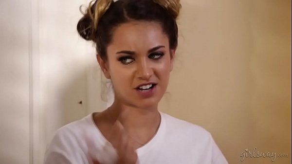 Play MP4 - It smells and taste like your pussy&excl; - Carter Cruise&comma; Uma Jolie&comma; Angela White