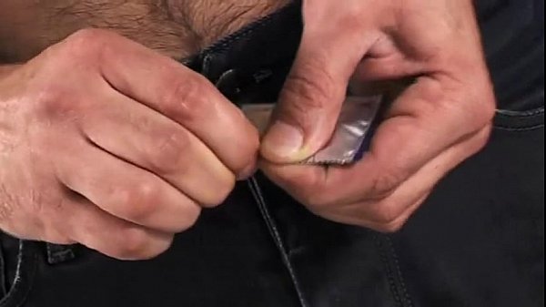 Play MP4 - C&Oacute;MO PONERSE ADECUADAMENTE UN COND&Oacute;N