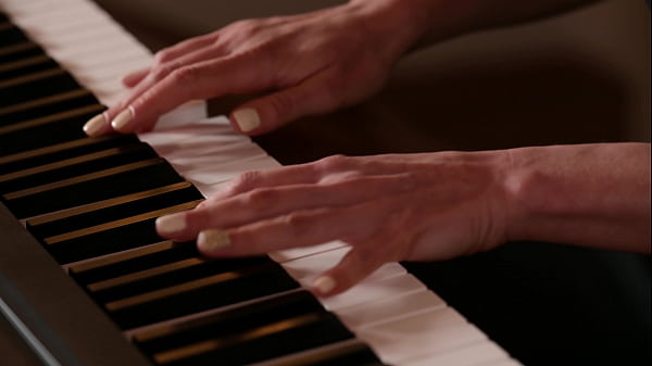 Play MP4 - Talented Pianist Kitana Lure Turns Rehearsal Into Rampant DP Fucking GP2711