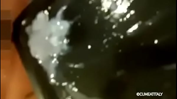 Play MP4 - Hot gay eat cum