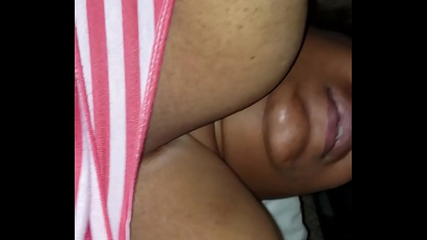 Play MP4 - Pussy is talking to me