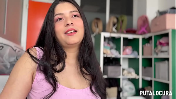 Play MP4 - PutaLocura - La colombiana caliente Allison Black se corre con Torbe y traga su lefa