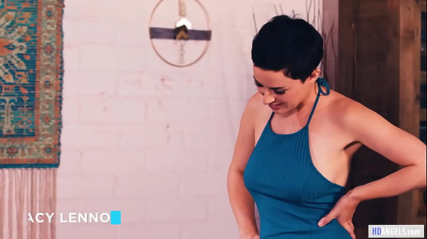 Soon-to-be Wife Having Lesbian Sex With Best Friend Right Before The Wedding 