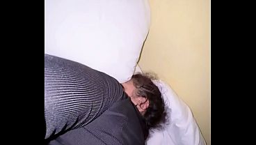 Casero con la novia de mi mejor amigo estoy sorprendido
