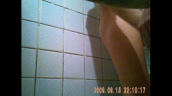 Play MP4 - wife in shower