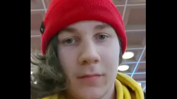 Ensimm&aumlinen blowjob