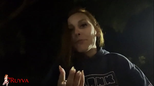 Falou que era_só uma entrevista e me_comeu no meio da rua