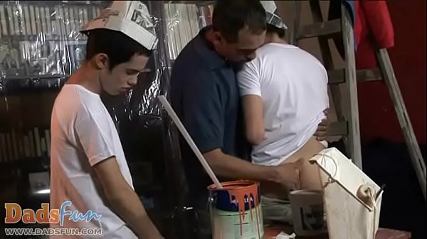 Play MP4 - Cute boys and a make a heated painting orgy