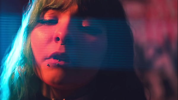 Hot babes love playing feet & pussy