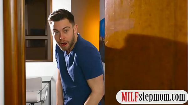 Blondes milf and teen shared a hard cock