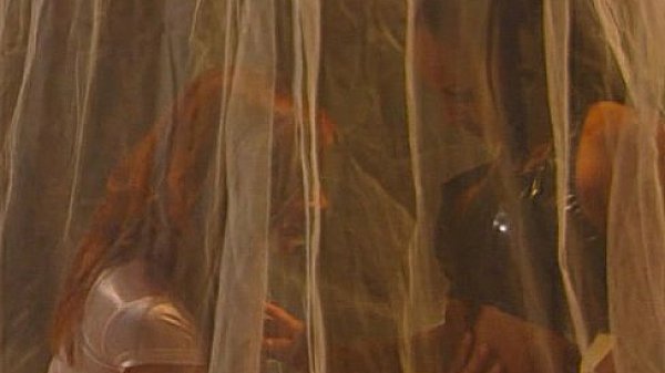 Metro - No Mans Land 19 - scene 2 