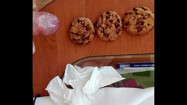 Play MP4 - Cum on cookies