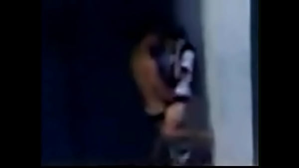 comendo a amiga no carnaval de sampa enquanto os amigos filmam 