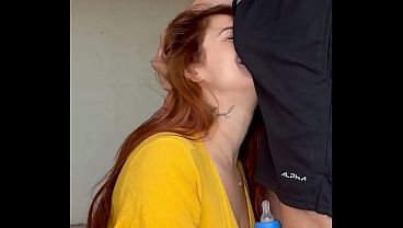 Play MP4 - Ela Queria Leite na Mamadeira&comma; Mas Perdeu o Controle e Levou Gozada na Boca - Facefucking Hardcore