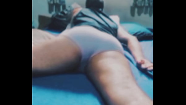 Hot man broadcasting his show in the private room of an adult only website 