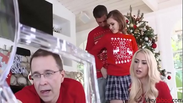 Play MP4 - Stepbrother can't wait to screw his stepsister&excl;