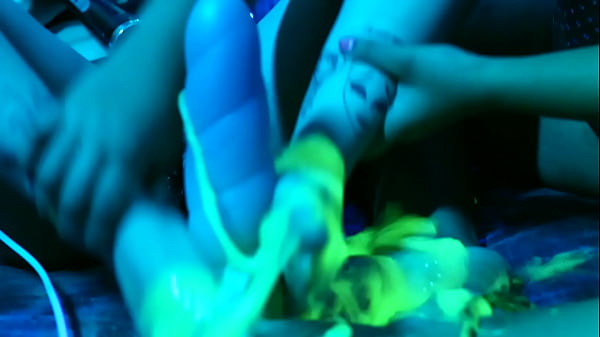 Messy Footjob: Cutie Piie & Nath 