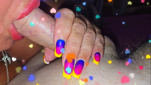 I pulled down my stepmother_s panties