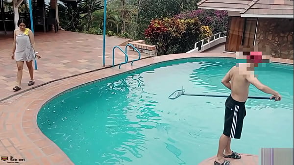 Piscina pública A Mi Hermanastra CULONA LE_ENCANTA_EL SEXO_DURO Y ARRIESGADO HISTORIA COMPLETA