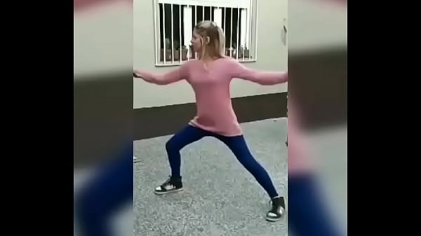 Nonton Valeria Losa thumbnail