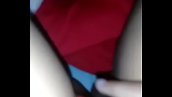 Filhada putinha na siririca