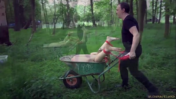 Gagging on cumand getting face slapped