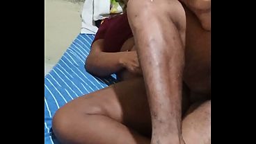 Socando a rola no cu guloso da preta