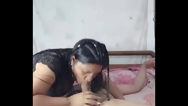 Play MP4 - rica mamada de polla y monto su verga hasta que me de su semen en mi rico y humedo co&ntilde;o