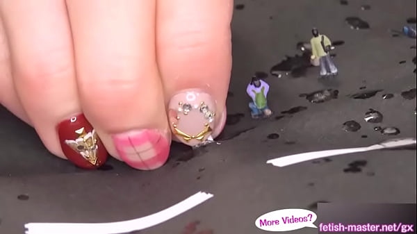 Play MP4 - Japanese Asian Giantess Vore Size Shrink Growth Fetish