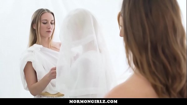 Play MP4 - Lesbian foursome on the temple altar