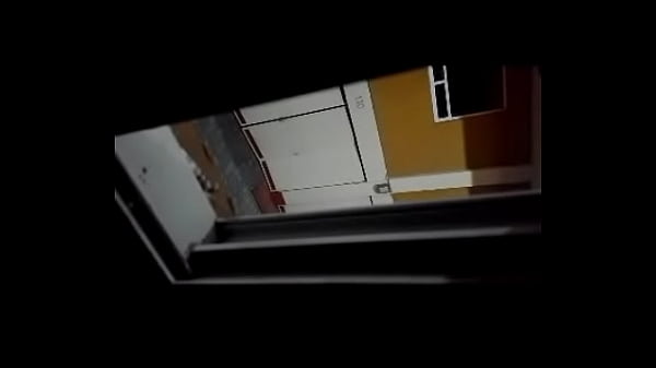 Play MP4 - Vecina muy esc&aacute;ndalosa