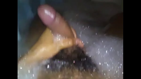 Masturbandome en la ba&ntilde_era