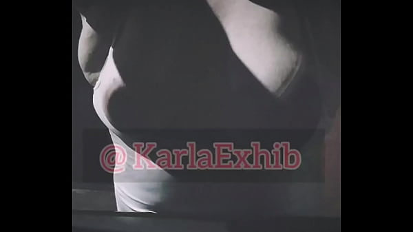 Nonton Ense&ntilde;&aacute;ndole Las Tetas Al Taxista thumbnail