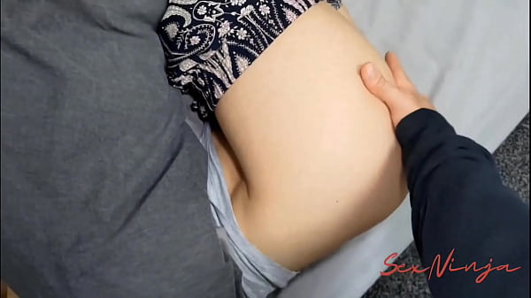 Sending  pics to everyone who reposts and says &ldquo;hi&rdquo; in the comments? 