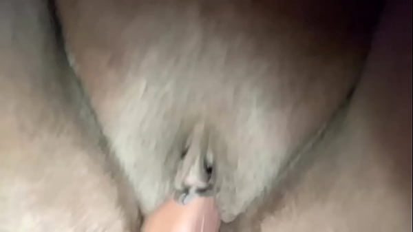 Play MP4 - Penetra&ccedil;&atilde;o profunda na buceta da minha tia
