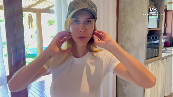 Tia Reci&eacute;n Divorciada Calma El Deseo Con Un Facial De Su Sobrino thumbnail