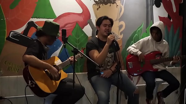 Bento Iwan Fals_Live Perform